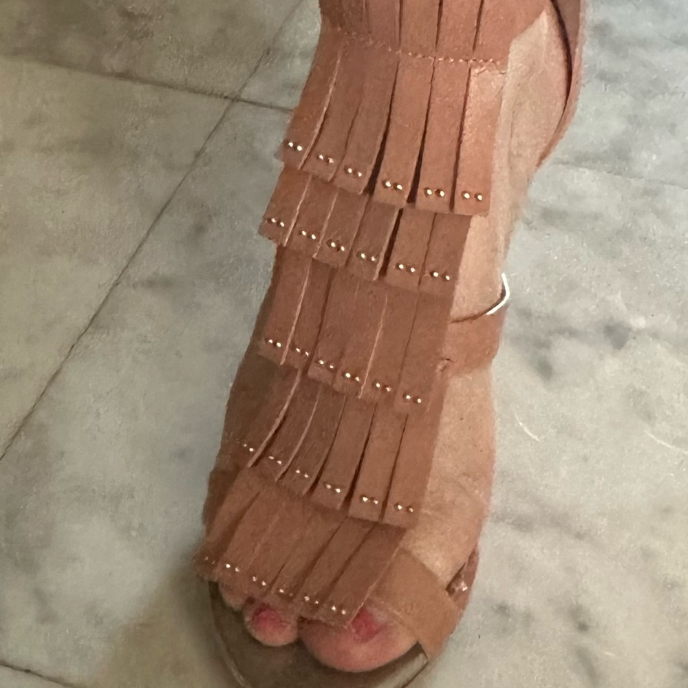 BCBG- 3” heels